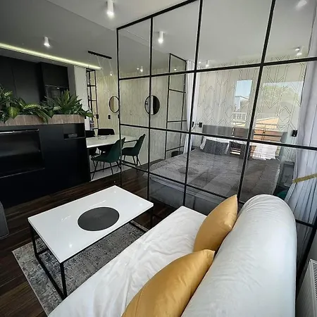 Zielone Tarasy - Next To The Beach With Garage Apartment